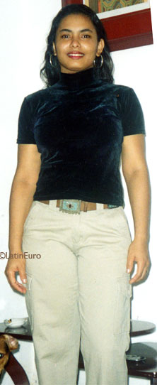 Date this pretty Brazil girl Rosemeire from RIO DE JANEIRO B7646