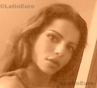 Date this delightful Brazil girl Mariana from Belo Horizonte B76