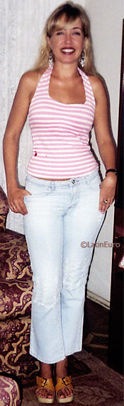 Date this beautiful Brazil girl Sumaia from ITU B7720