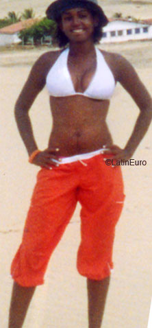 Date this pretty Brazil girl Ricassia from RECIFE B7748