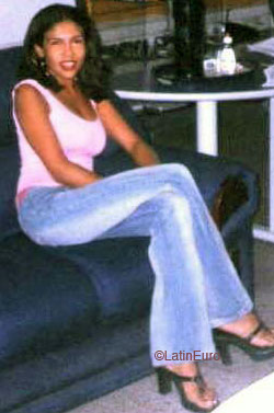 Date this delightful Brazil girl Elis from MANAUS B7783