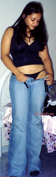 Date this young Brazil girl Leandea from CASTANHAL B7824