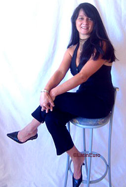 Date this sensual Brazil girl Flavia from RECIFE B7873