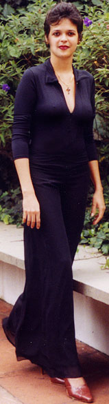 Date this hot Brazil girl Renata from SAO PAULO B7909