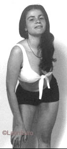 Date this nice looking Brazil girl Aline from SAO PAULO B8118