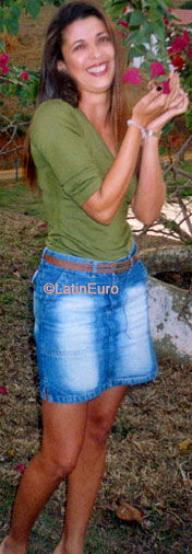 Date this nice looking Brazil girl Patricia from RIO DE JANEIRO B8223