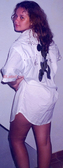 Date this hot Brazil girl Lilia from RIO DE JANEIRO B8238