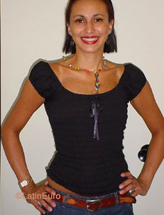 Date this beautiful Brazil girl Claudia from RIO DE JANEIRO B8302