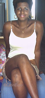 Date this passionate Brazil girl Cristina from RIO DE JANEIRO B8325