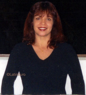 Date this charming Brazil girl Izabel from NITEROI B8366