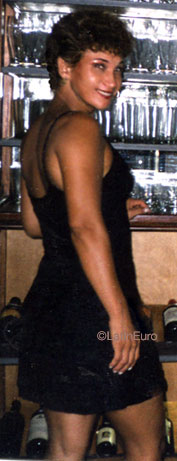 Date this good-looking Brazil girl Rosangela from RIO DE JANEIRO B8415