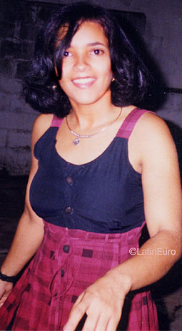 Date this pretty Brazil girl Ronilda from SAO DOMINGOS DO ARAGUAIA B8429