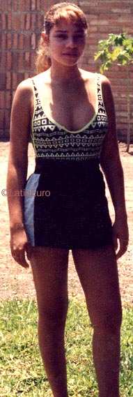 Date this hard body Brazil girl Anna from MACEIO B8468