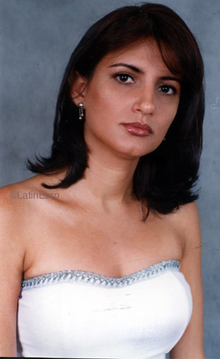 Date this cute Brazil girl Arminda from CATALAO B8573