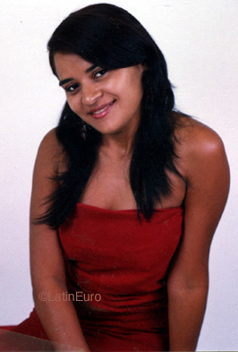 Date this cute Brazil girl Holizangela from  B8602