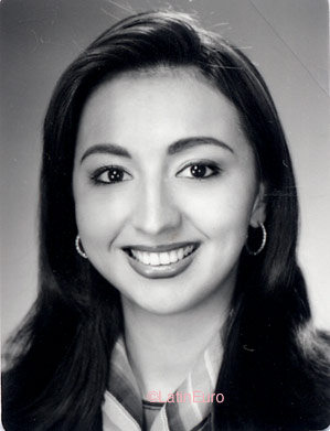 Date this sultry Brazil girl Verdinne from ARAUCARIA B8679