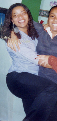 Date this gorgeous Brazil girl Adelaine from CONTAGEM B8739