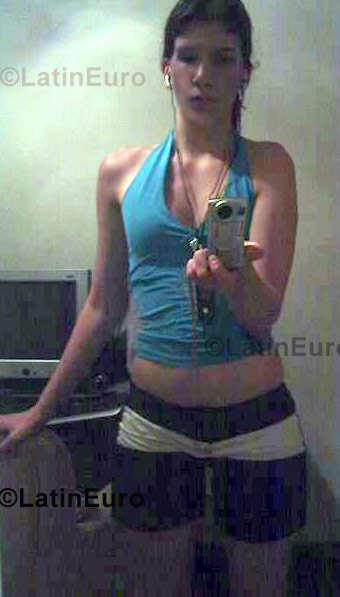 Date this stunning Brazil girl Poliana from Maringa B896