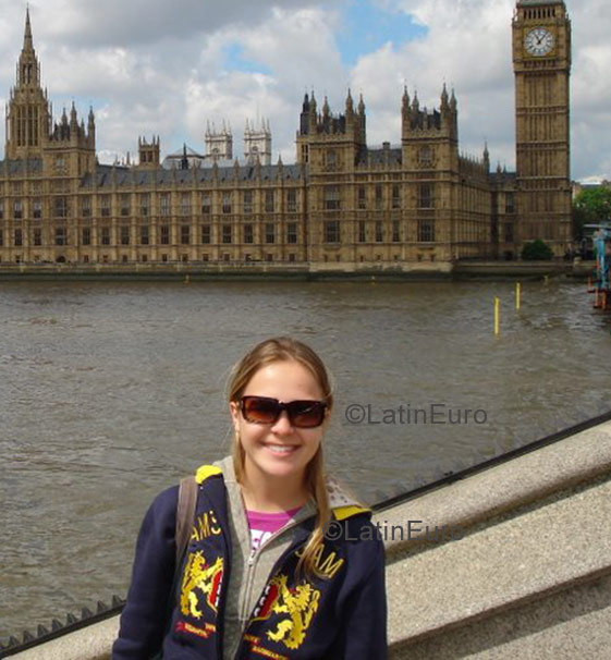 Date this fun Brazil girl Luiza from Cuiaba B946