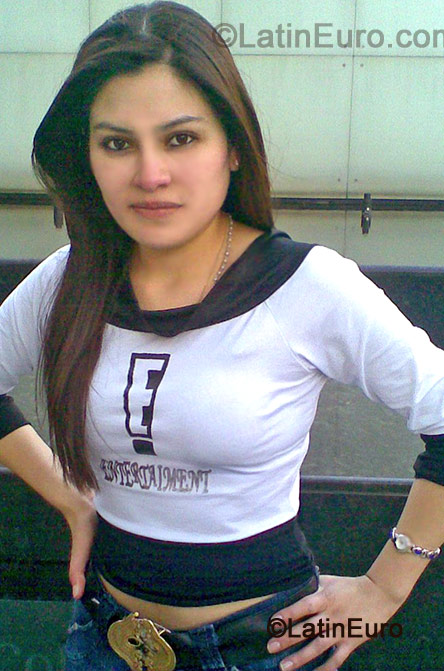 Date this pretty Colombia girl Diana from Bogota C7944