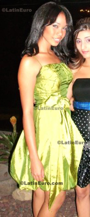 Date this tall Colombia girl Melissa from Medellin C8032