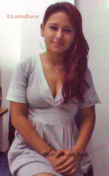 Date this fun Colombia girl Marcela from Pereira C8136