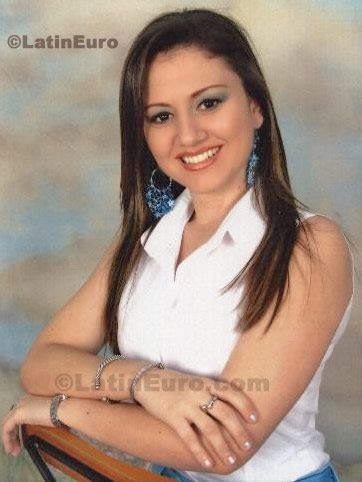 Date this beautiful Colombia girl Sandra from  C8365