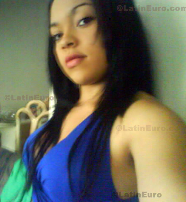 Date this lovely Colombia girl Natalia from  C8433