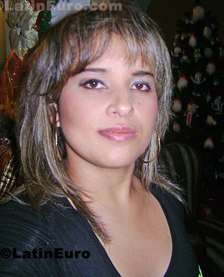 Date this attractive Colombia girl C8468 from Ibague C8468