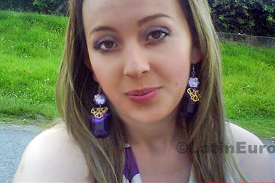 Date this charming Colombia girl Maria from Tunja C8502