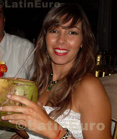 Date this athletic Colombia girl Claudia from Cali C8530