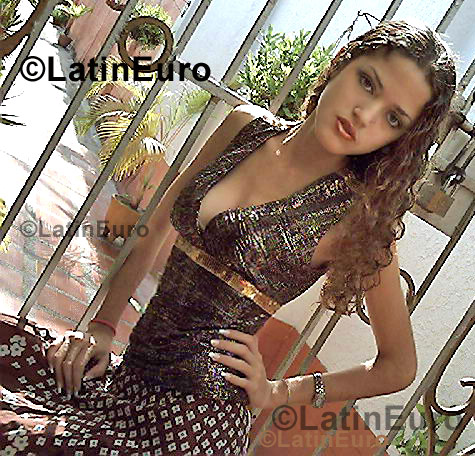 Date this exotic Colombia girl Sarhay from Barranquilla C8666