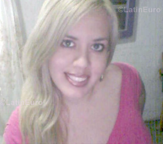 Date this beautiful Colombia girl Shirley from Santa Marta C8750