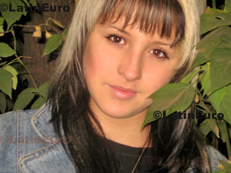 Date this exotic Colombia girl Sofia from Bogota C8815