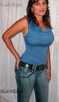 Date this foxy Colombia girl Lizeth from  C8950