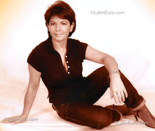 Date this georgeous Colombia girl Rubiela from Manizales C9007