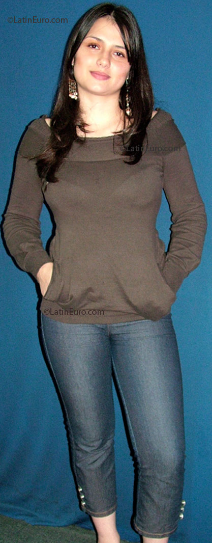 Date this sultry Colombia girl Leidy from Manizales C9040