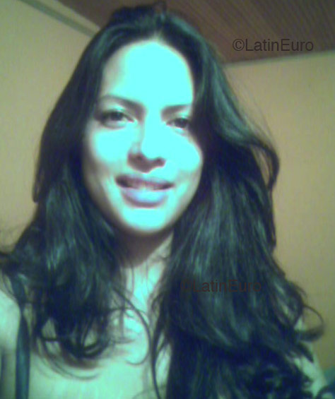Date this happy Colombia girl Angelica from Bogota C9080