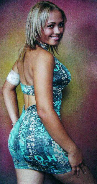 Date this foxy Colombia girl Jackeline from  C9422