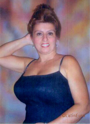 Date this pretty Colombia girl Maria from Cali C9560