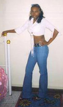 Date this attractive Colombia girl Lucy from Cali C9582