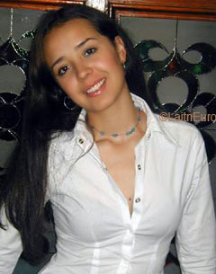 Date this exotic Colombia girl Salma from Bogota C9671