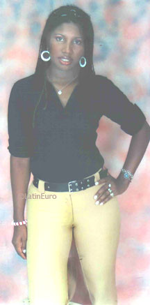 Date this attractive Colombia girl Tatiana from Cali C9779