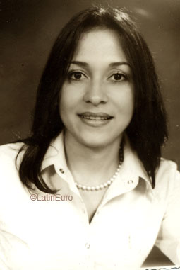 Date this good-looking Colombia girl Martha from Bogota C9781