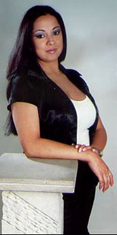 Date this sultry Colombia girl Viviana from Bogota C9854