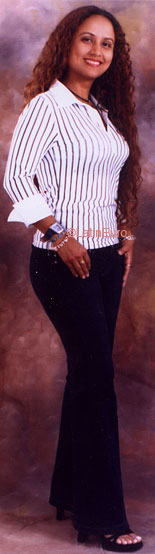 Date this exotic Colombia girl Yamilet from Cali C9868