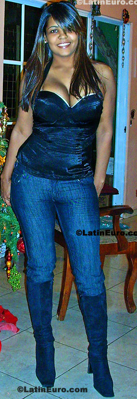 Date this hard body Any Country girl Rosa from Santo Domingo N-1145