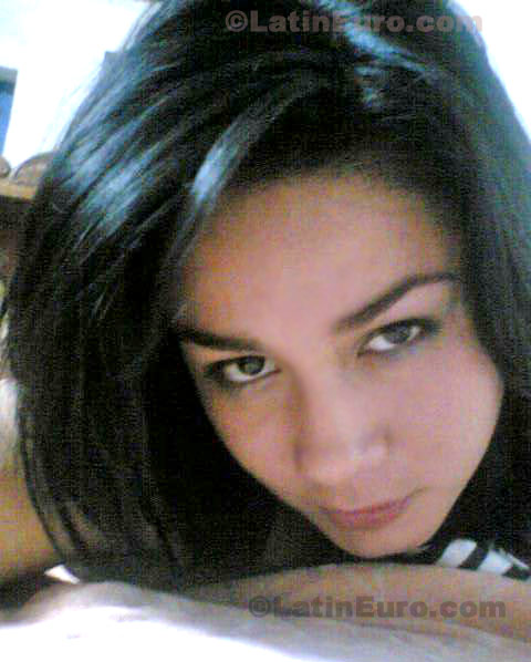 Date this sensual Peru girl Karen from Bagua Grande N-1147