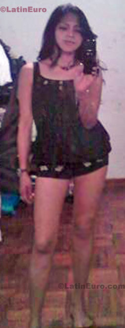 Date this sultry Any Country girl Pily from Lima N-1241