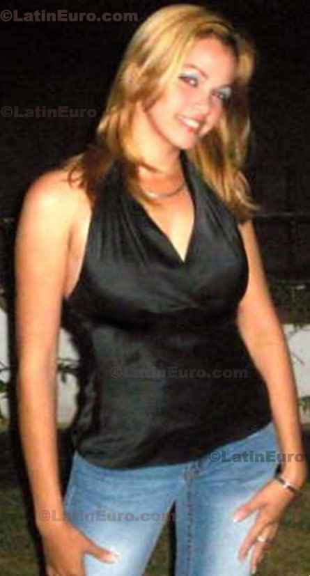 Date this hard body Dominican Republic girl Miguelina from Barahona N-1244